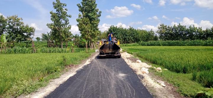 Masyarakat Jatimulyo Segera Nikmati Jalan Aspal TMMD Tambakrejo Bojonegoro